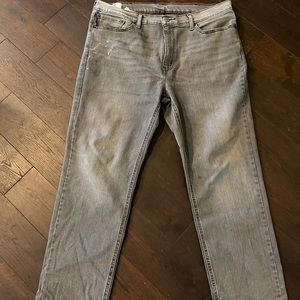 Levi’s Men’s Gray 542 Denim W 38 x L 32